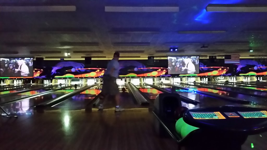 RollHouse Fairfeld | restaurant | 5181 Dixie Hwy, Fairfield, OH 45014, USA | 5138298666 OR +1 513-829-8666