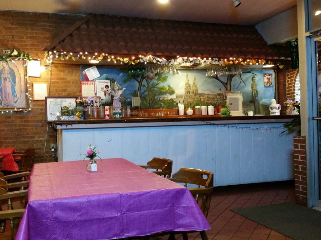 Tnt Mexican Restaurant | restaurant | 8929 S Commercial Ave, Chicago, IL 60617, USA | 7737684153 OR +1 773-768-4153