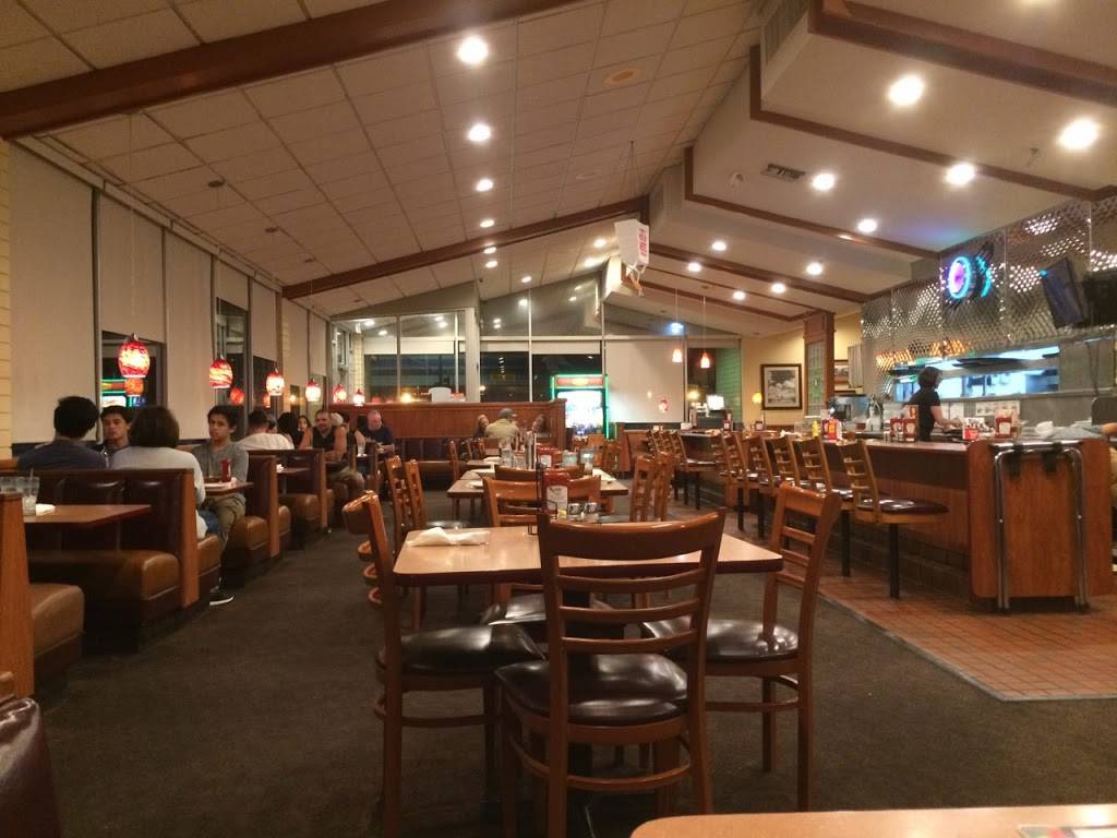 Dennys | restaurant | 801 Sierra St, Kingsburg, CA 93631, USA | 5598973991 OR +1 559-897-3991
