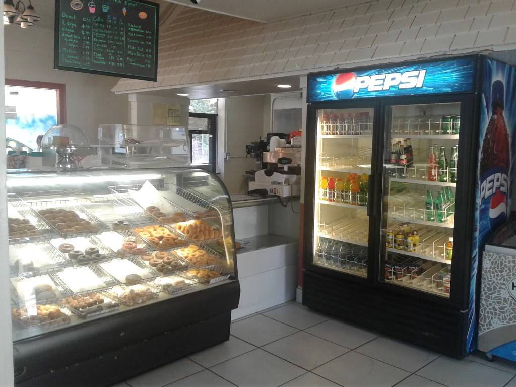 Donut Connection | bakery | 895 Murfreesboro Pike, Nashville, TN 37217, USA | 6155401179 OR +1 615-540-1179