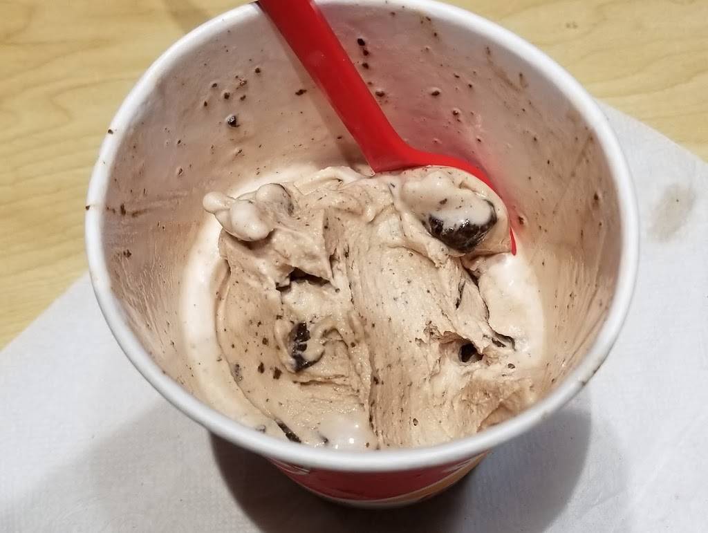 Dairy Queen Grill & Chill | restaurant | 960 W Mitchell Hammock Rd, Oviedo, FL 32765, USA | 4075427726 OR +1 407-542-7726