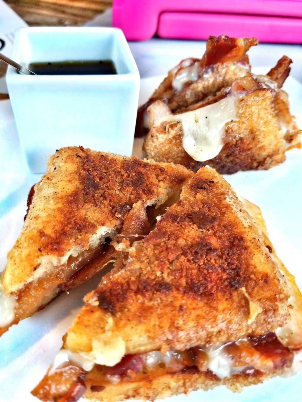 The Warehouse Cuisine and Cocktails | restaurant | 9010 Bellaire Bay Dr, Naples, FL 34120, USA | 2392314073 OR +1 239-231-4073