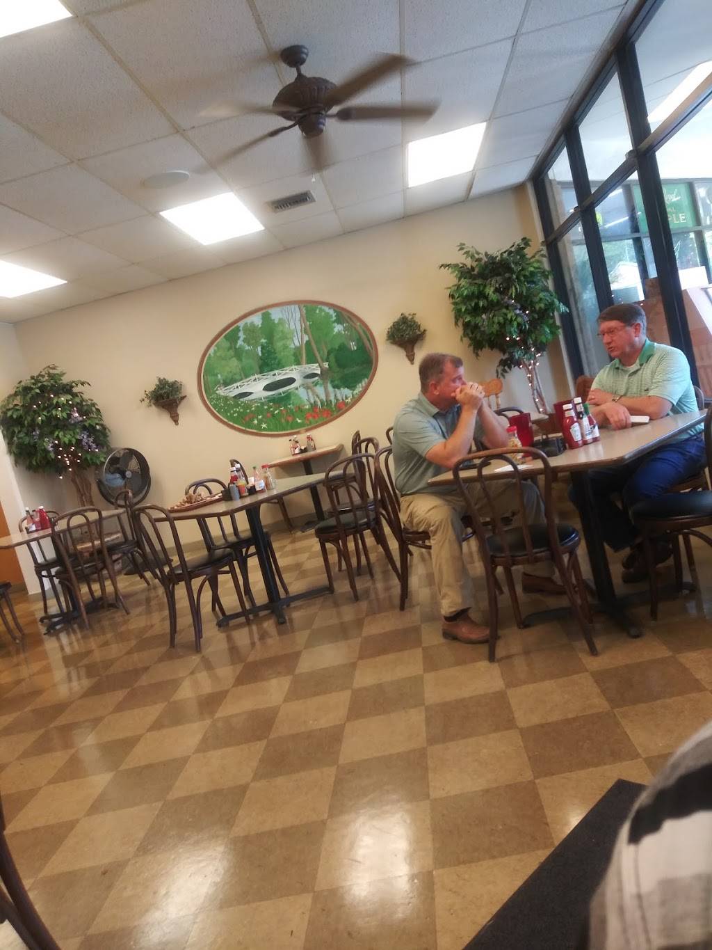 Magnolia Cafe | cafe | 4704 Cahaba River Rd E, Birmingham, AL 35243, USA | 2059694855 OR +1 205-969-4855