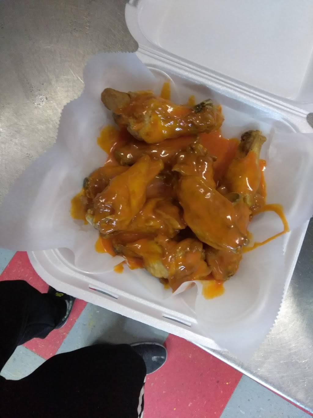 El Patron Pizzeria | restaurant | 9017 E Adamo Dr, Tampa, FL 33619, USA | 8133746269 OR +1 813-374-6269