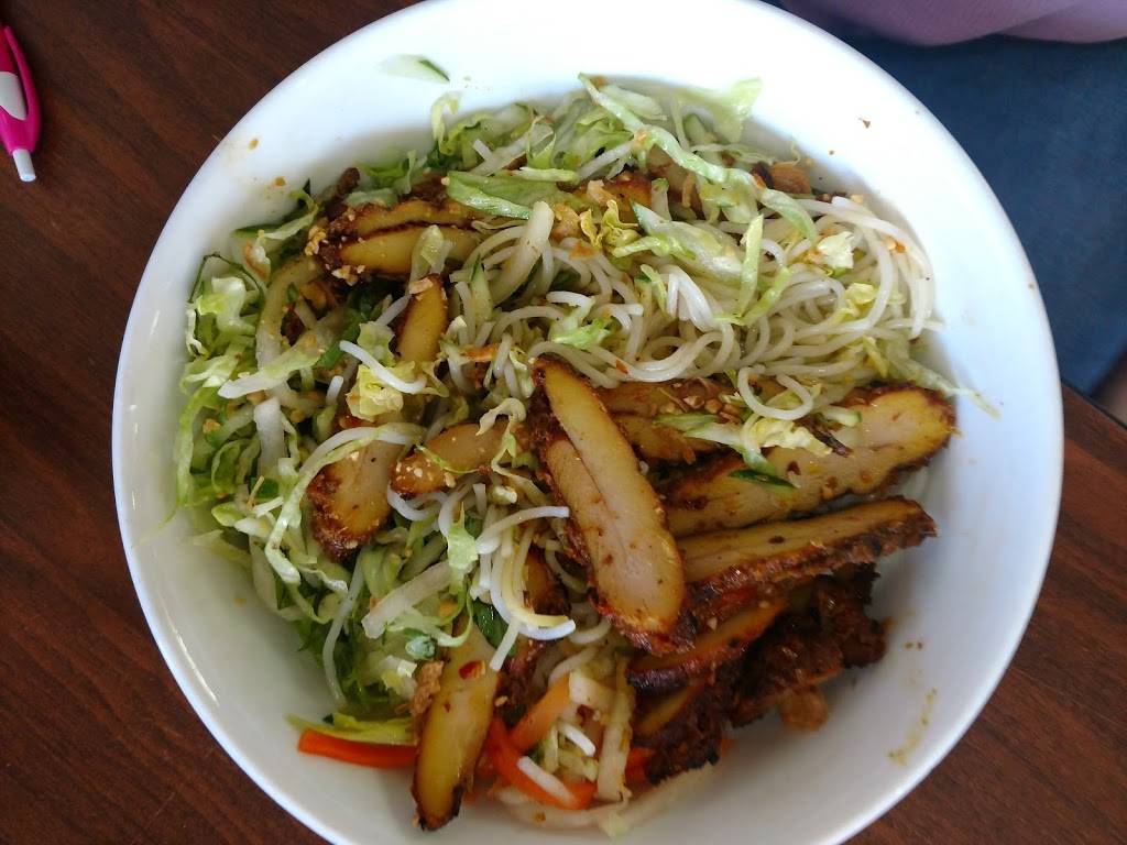 Phở House | restaurant | 1816 State Hill Rd, Wyomissing, PA 19610, USA | 6103733979 OR +1 610-373-3979