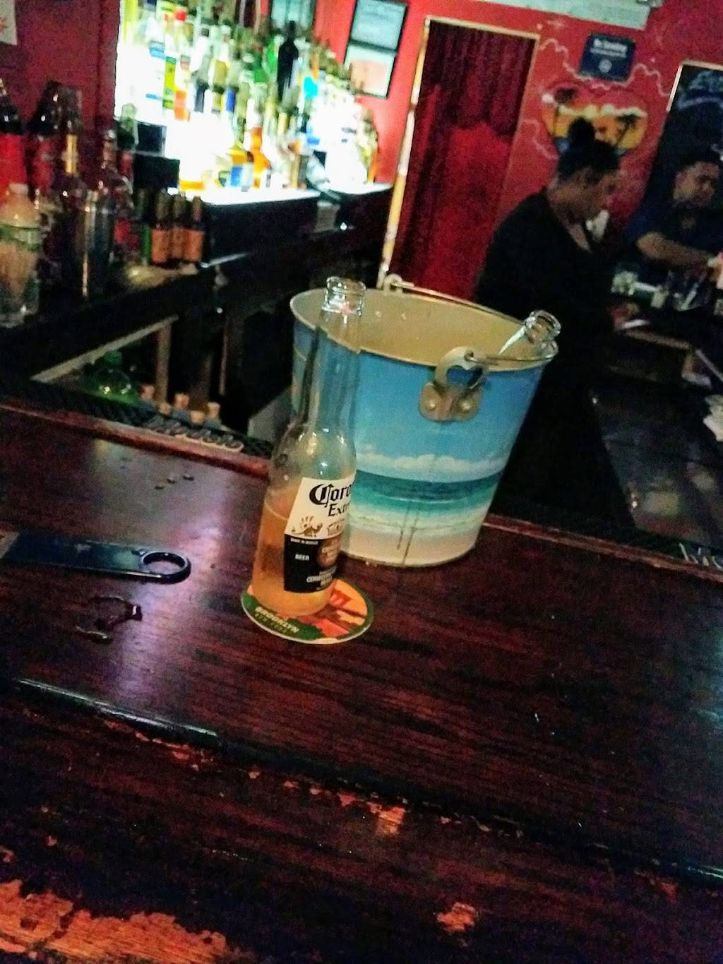 Oasis | restaurant | 684 E 241st St, Bronx, NY 10470, USA | 7187086800 OR +1 718-708-6800