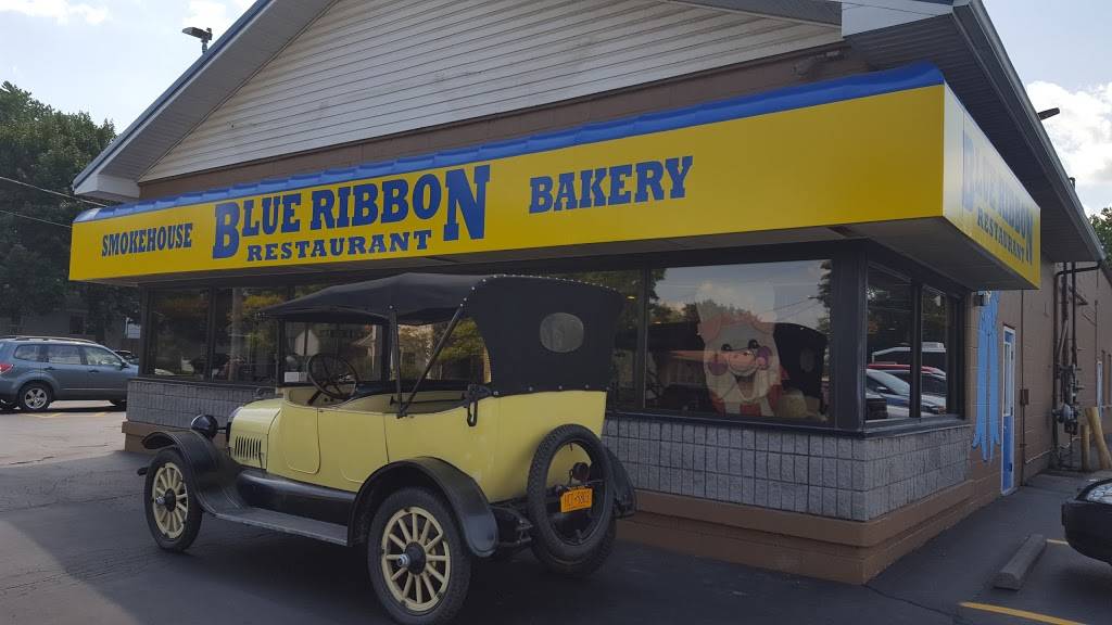 Blue Ribbon Smokehouse Restaurant & Bakery | restaurant | 261 Main St, Phelps, NY 14532, USA | 3155489206 OR +1 315-548-9206