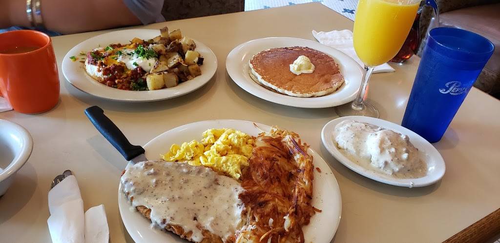 Irenes Cafe | restaurant | 747 E Olive Ave, Fresno, CA 93728, USA | 5592379919 OR +1 559-237-9919