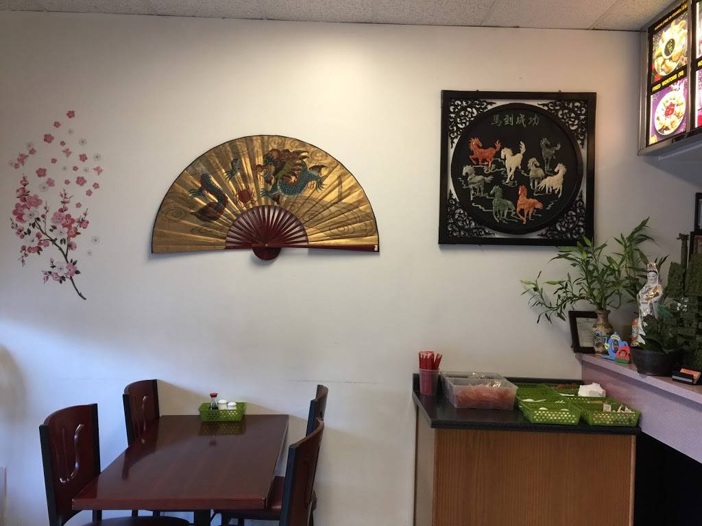 Chinese Dragon | restaurant | 510 S Main St, Smithton, IL 62285, USA | 6182333888 OR +1 618-233-3888