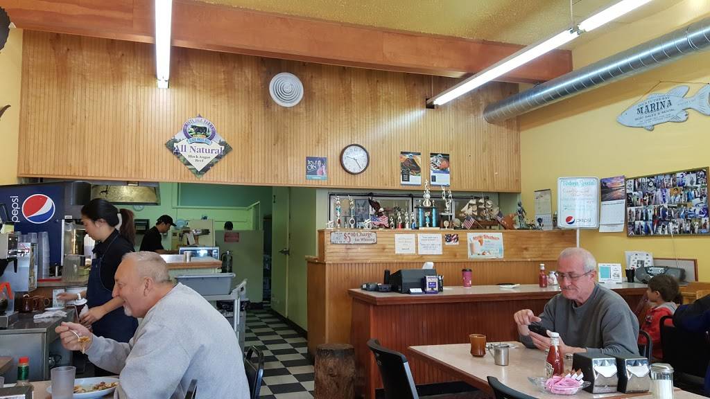 Jacks Country Restaurant | restaurant | 21919 Marine View Dr S, Des Moines, WA 98198, USA | 2068242833 OR +1 206-824-2833