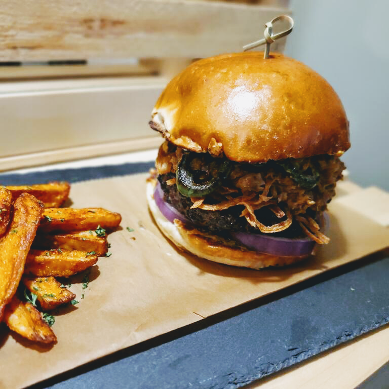 A.T. Eatz Burger Joint | restaurant | 1068 Dorn, Kyle, TX 78640, USA | 5122933436 OR +1 512-293-3436