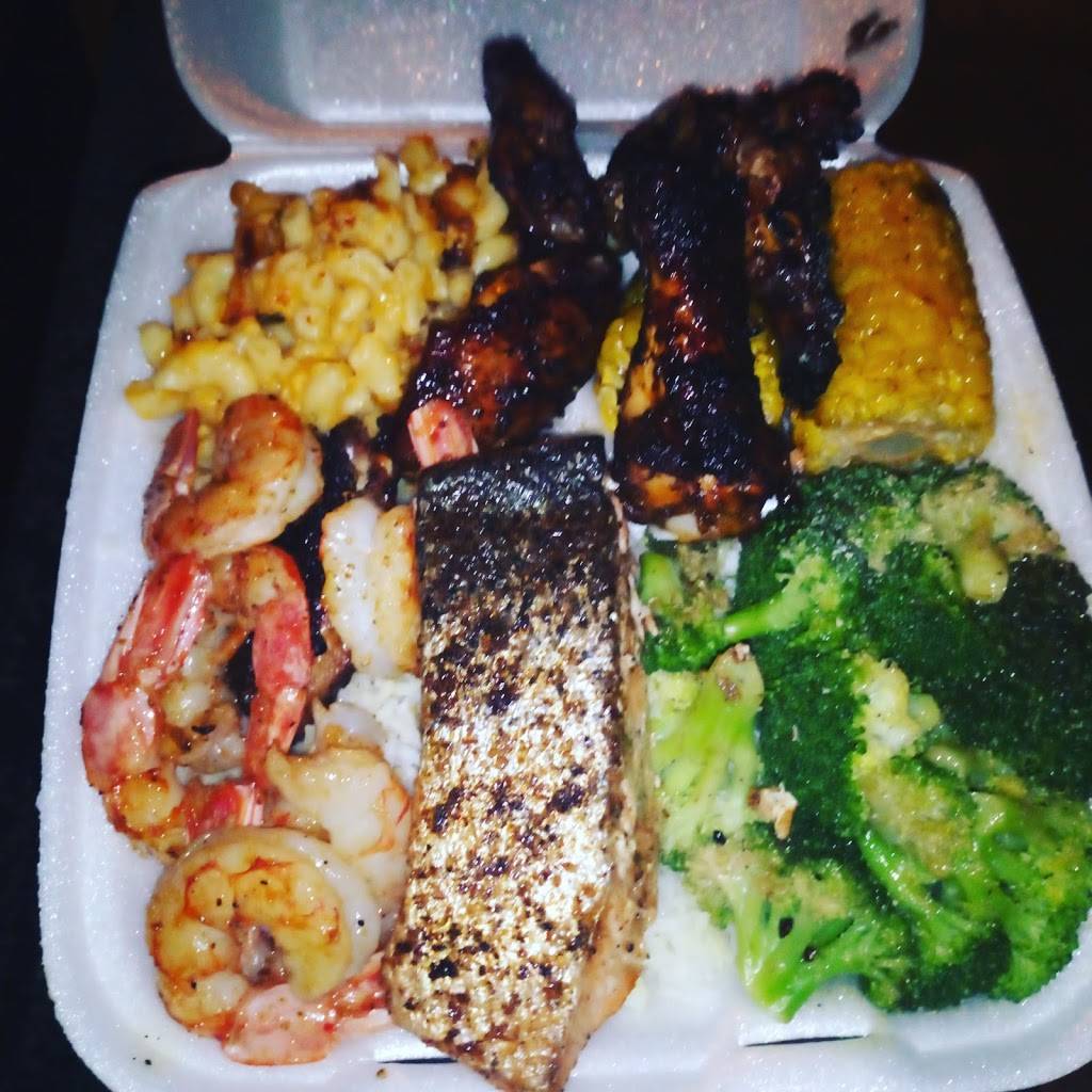 Mizzs Wings N Things | restaurant | 5212 Florence Ave, Philadelphia, PA 19143, USA | 2673489237 OR +1 267-348-9237