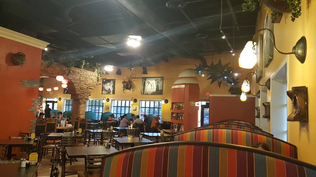 Cristinas Fine Mexican Restaurant | restaurant | 4170 Lavon Dr # 100, Garland, TX 75040, USA | 9724967555 OR +1 972-496-7555