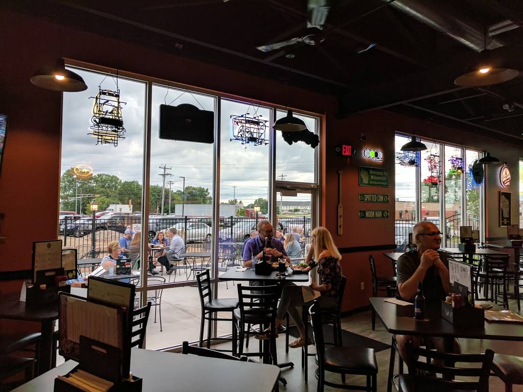 Mr Brews Taphouse | restaurant | 2665 Monroe Road Suite 140 Suite 140, De Pere, WI 54115, USA | 9203513434 OR +1 920-351-3434