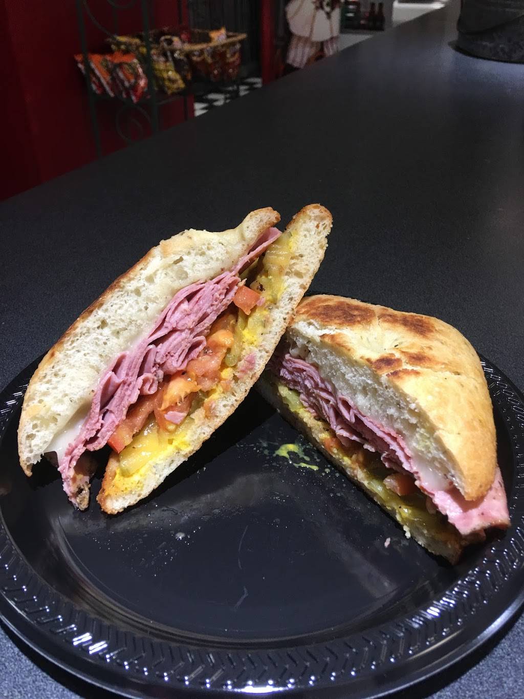 Chef Kings | restaurant | 800 N Shoreline Blvd, Corpus Christi, TX 78401, USA | 2818132319 OR +1 281-813-2319