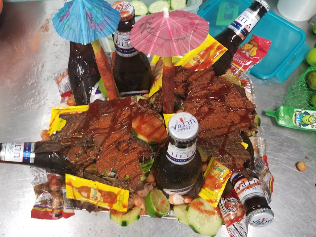 CLAMATOS & MOREE MEXICAN RESTAURANT | restaurant | 221 N Moss Ave, Odessa, TX 79763, USA | 4323856020 OR +1 432-385-6020