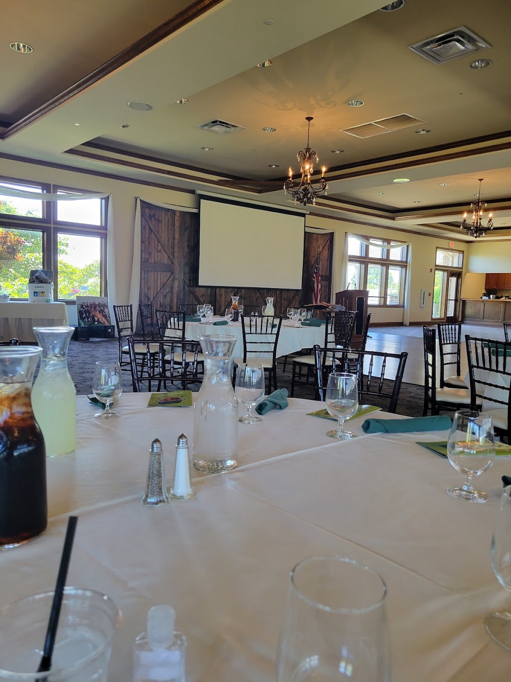 Whitetail Ridge Golf Club | restaurant | 7671 Clubhouse Dr, Yorkville, IL 60560, USA | 6308828988 OR +1 630-882-8988