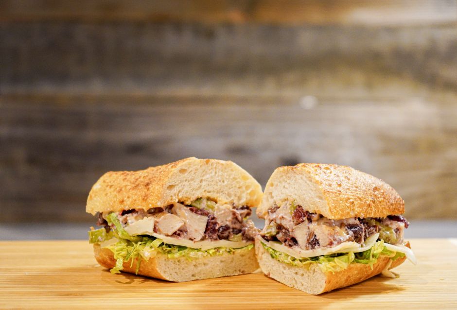 Sourdough & Co | restaurant | 2731 Del Paso Rd Suite 100, Sacramento, CA 95835, USA | 9163331230 OR +1 916-333-1230