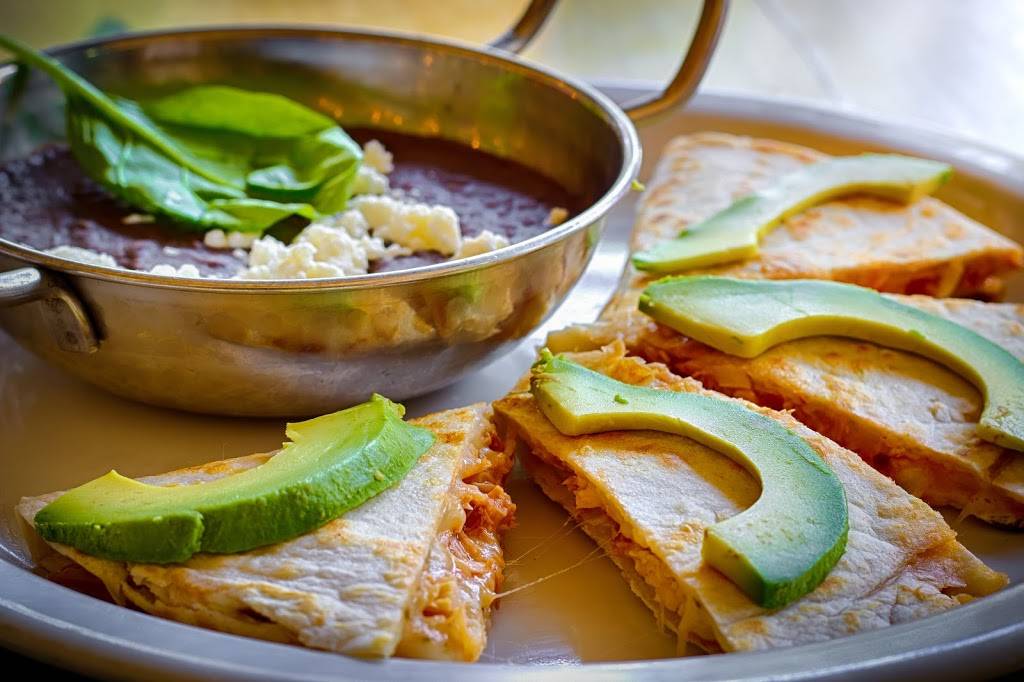 Agave Taco Bar | restaurant | 2217 E Mississippi Ave, Denver, CO 80210, USA | 3034256225 OR +1 303-425-6225