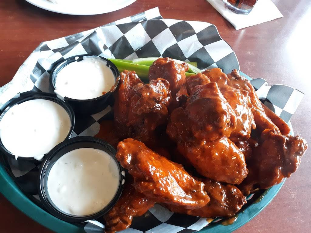 Broadway Pizza (Eagles Nest Lounge) | meal delivery | 4106 Lakeland Ave N, Robbinsdale, MN 55422, USA | 7635330800 OR +1 763-533-0800