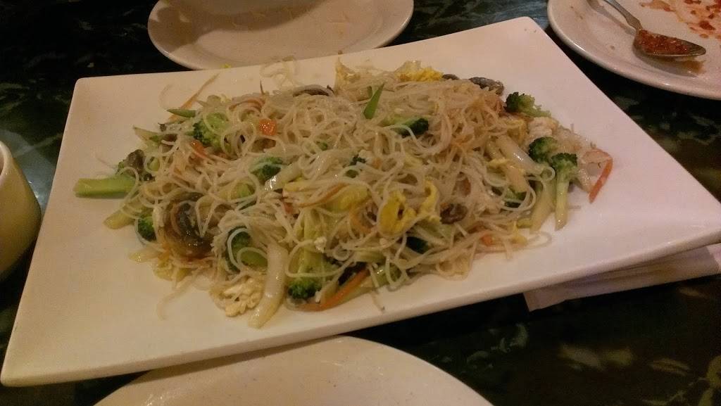 China Wok in Tullahoma | restaurant | 1905 N Jackson St #910, Tullahoma, TN 37388, USA | 9314549838 OR +1 931-454-9838