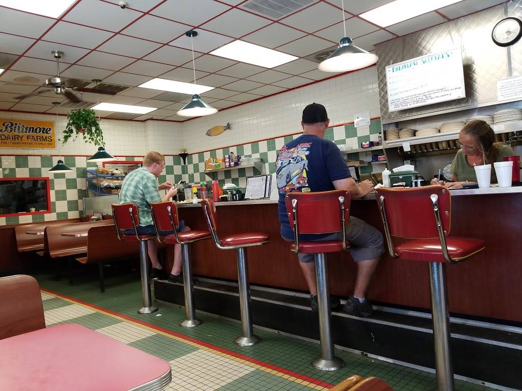 Wynns Diner | restaurant | 604 New Leicester Hwy, Asheville, NC 28806, USA | 8282253772 OR +1 828-225-3772