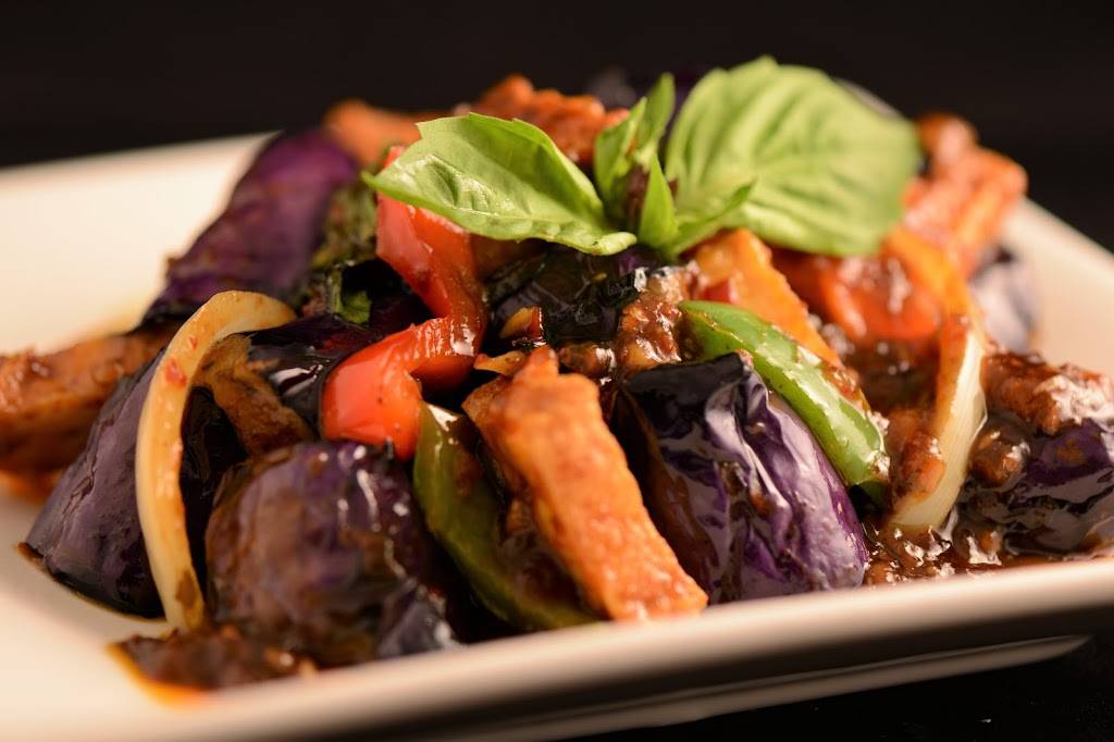 Tasty Thai | restaurant | 3020 Floyd Ave # 105, Modesto, CA 95355, USA | 2095514200 OR +1 209-551-4200