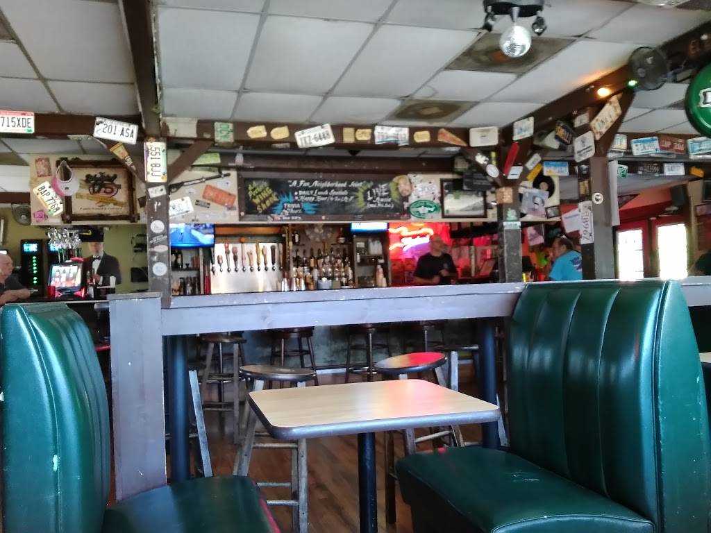 d.d. Peckers Wing Shack | restaurant | 1660 Savannah Hwy, Charleston, SC 29407, USA | 8434024567 OR +1 843-402-4567