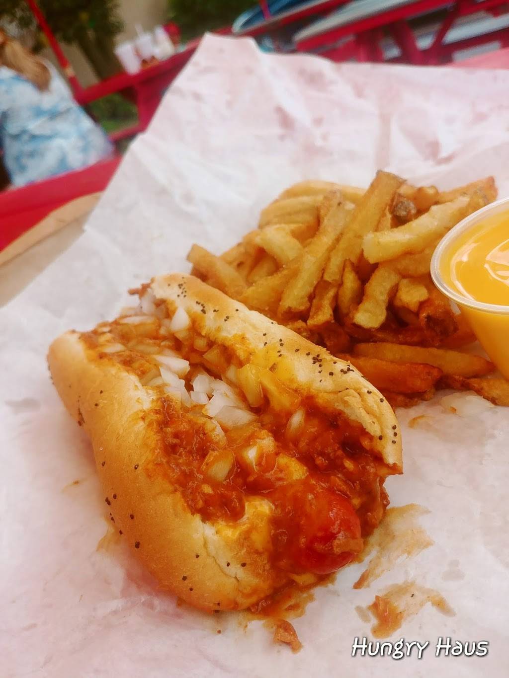 Happy Dog West Chicago | restaurant | 140 W Roosevelt Rd, West Chicago, IL 60185, USA | 6302068199 OR +1 630-206-8199