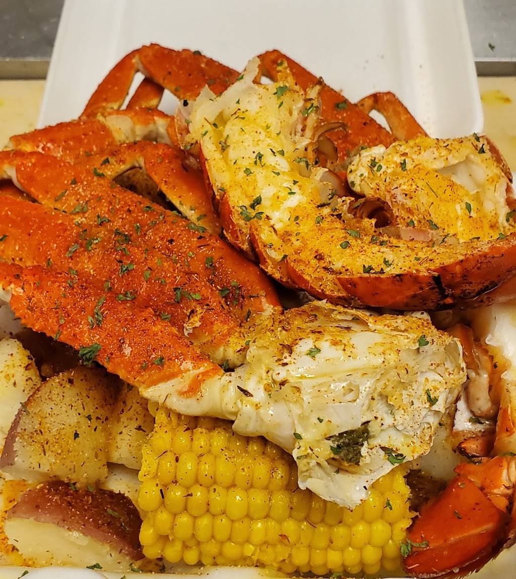 Eye Seafood | restaurant | 810 Cottage St, Springfield, MA 01104, USA | 4137508804 OR +1 413-750-8804