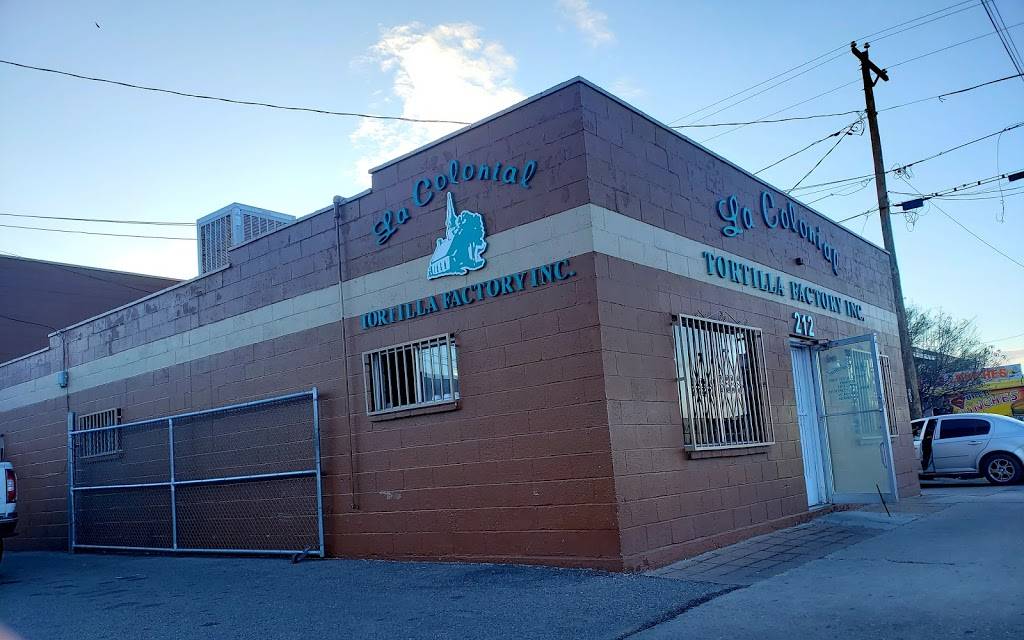 La Colonial Tortilla factory | restaurant | 212 N Copia St, El Paso, TX 79905, USA | 9155339691 OR +1 915-533-9691