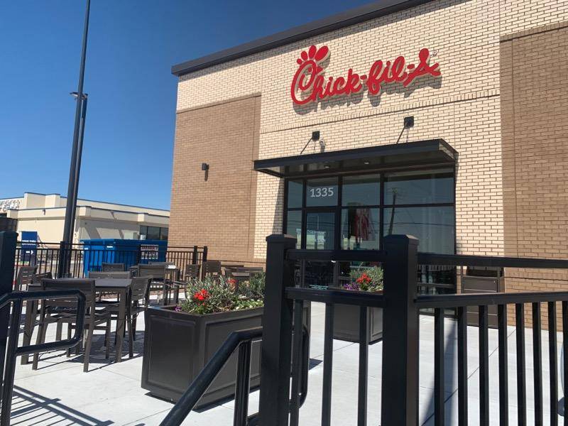 Chick-fil-A | restaurant | 1335 N Zaragoza Rd, El Paso, TX 79936, USA | 9158575452 OR +1 915-857-5452