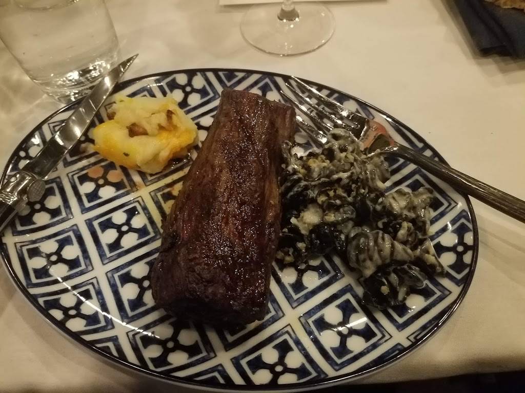 Giovannis Restaurant & Convention Center | restaurant | 610 N Bell School Rd, Rockford, IL 61107, USA | 8153986411 OR +1 815-398-6411