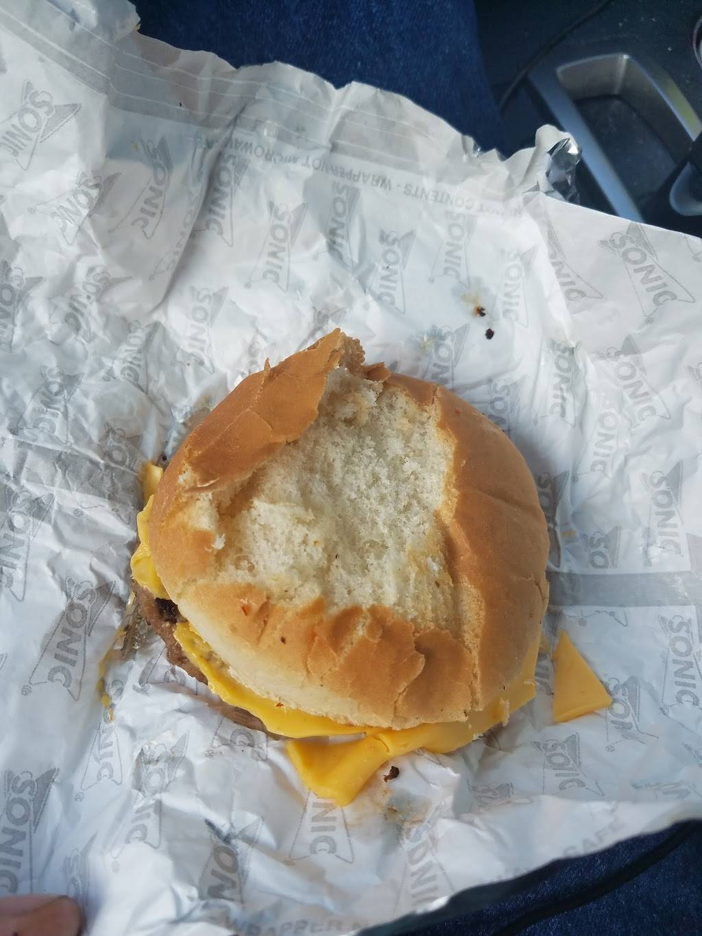 Sonic Drive-In | restaurant | 1110 Eldridge Rd, Sugar Land, TX 77478, USA | 2812401880 OR +1 281-240-1880