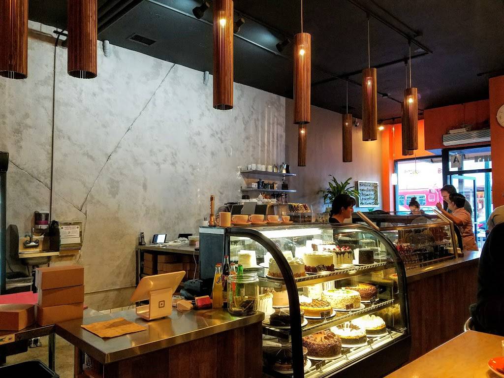 Figaro Dessert Cafe | cafe | 3011 University Ave, San Diego, CA 92104, USA | 6192412976 OR +1 619-241-2976