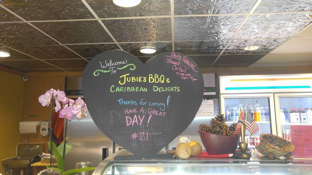 Jubies BBQ Caribbean Delights | restaurant | 2831 W Marine View Dr, Everett, WA 98201, USA | 2534265618 OR +1 253-426-5618