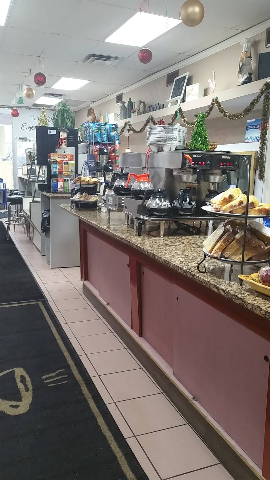 The Deli At Wading River | restaurant | 2019, 6324 NY-25A, Wading River, NY 11792, USA | 6319295694 OR +1 631-929-5694