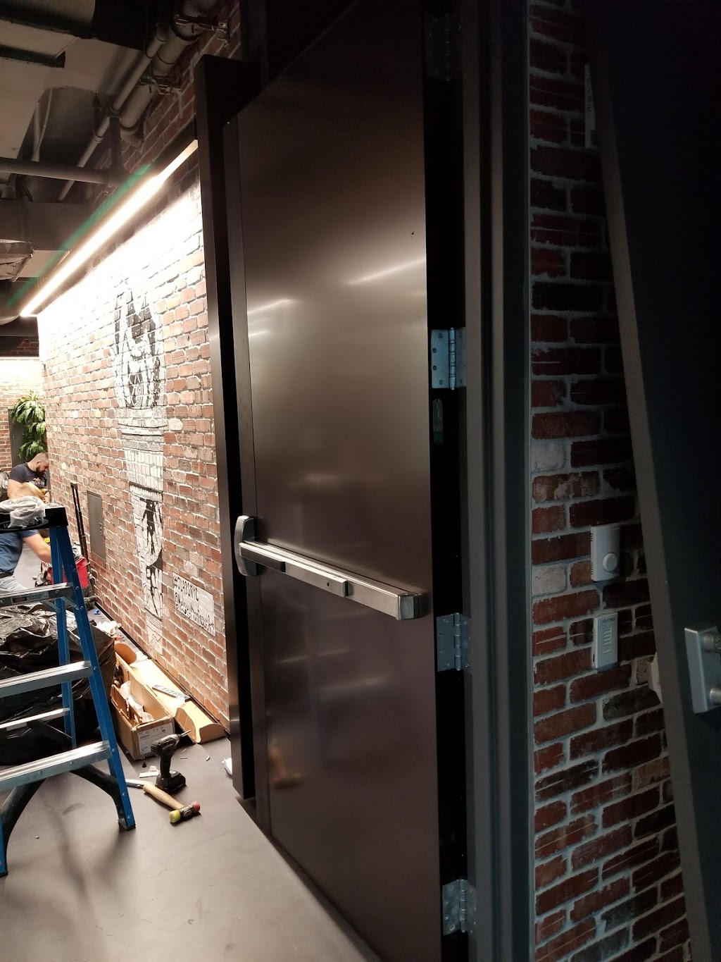 The Mill | restaurant | 75 Varick St, New York, NY 10013, USA | 2123431200 OR +1 212-343-1200