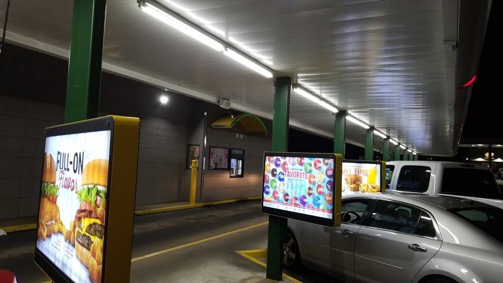 Sonic Drive-In | restaurant | 511 Pointer Trail E, Van Buren, AR 72956, USA | 4794718777 OR +1 479-471-8777