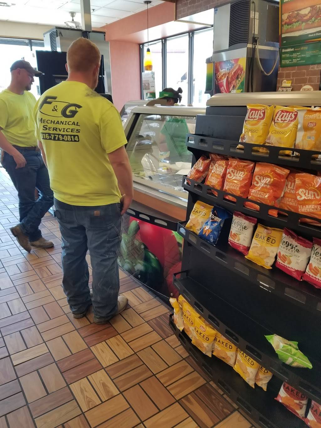 Subway | meal takeaway | 11932 S Strang Line Rd, Olathe, KS 66062, USA | 9137687999 OR +1 913-768-7999