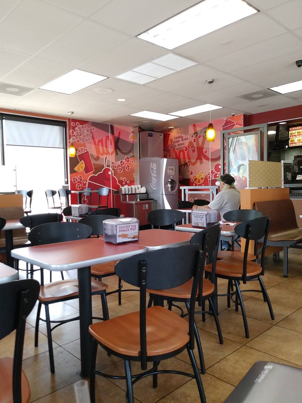 Jack in the Box | restaurant | 5340 W Cypress Ave, Visalia, CA 93277, USA | 5597397369 OR +1 559-739-7369