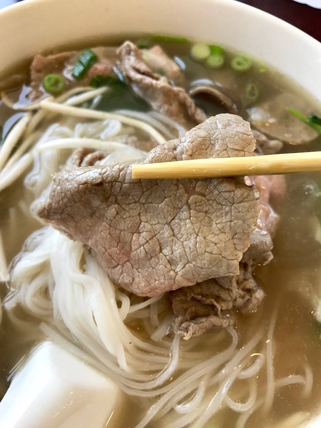 PHO Banh Mi & Che Cali | restaurant | 18122 Brookhurst St, Fountain Valley, CA 92708, USA | 7145936300 OR +1 714-593-6300