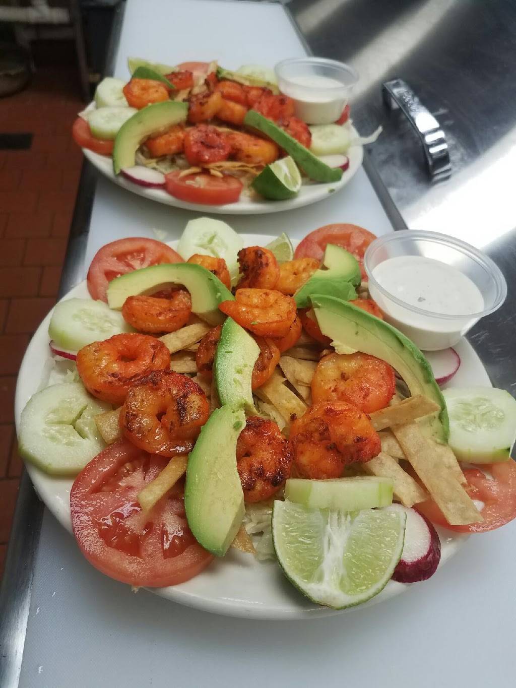 Amanecer Latino Market 1 | restaurant | 5301 Old Midlothian Turnpike, Richmond, VA 23224, USA | 8042321775 OR +1 804-232-1775