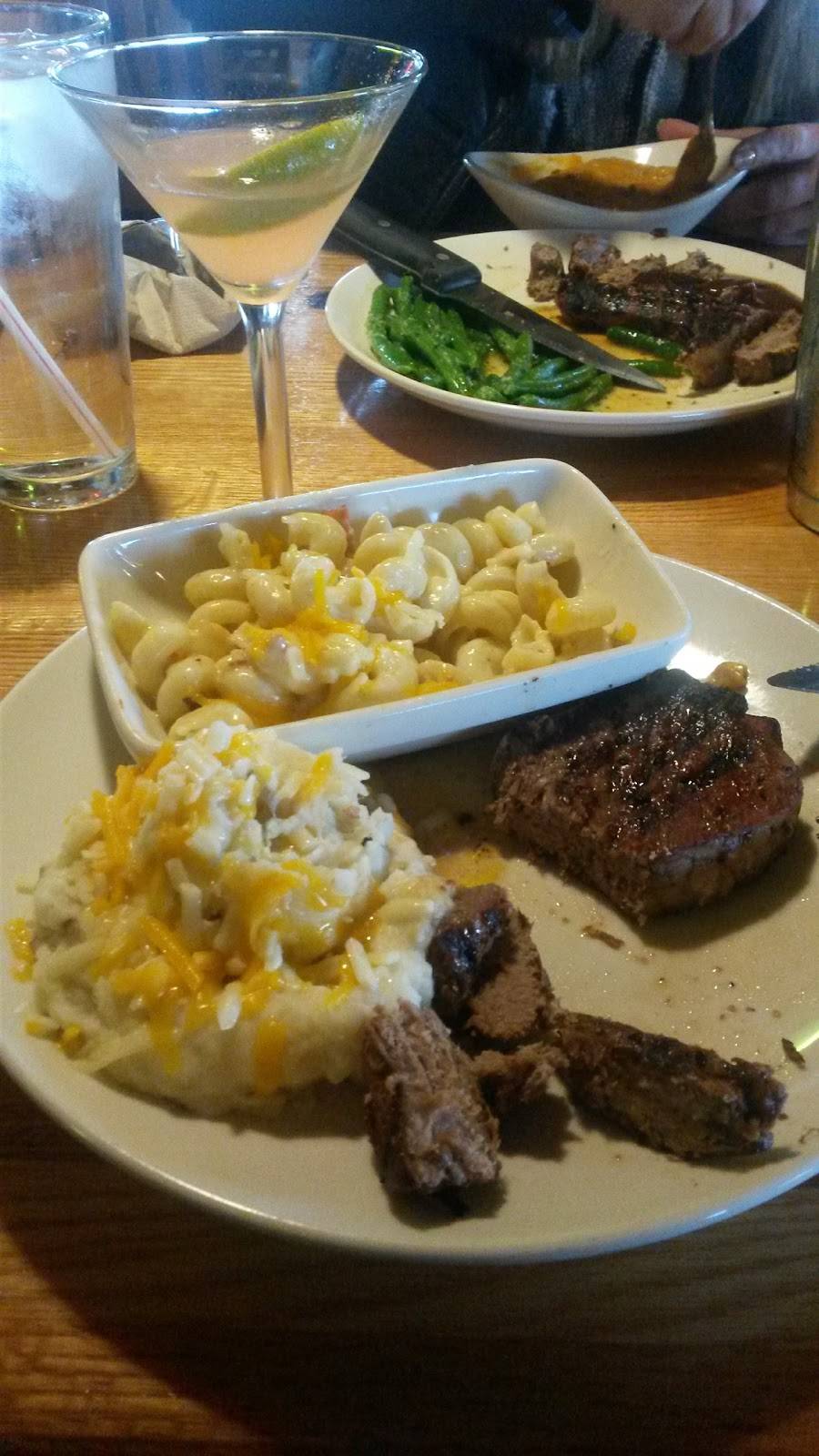 Applebees Grill + Bar | restaurant | 904 Great E Plaza, Niles, OH 44446, USA | 3305440780 OR +1 330-544-0780