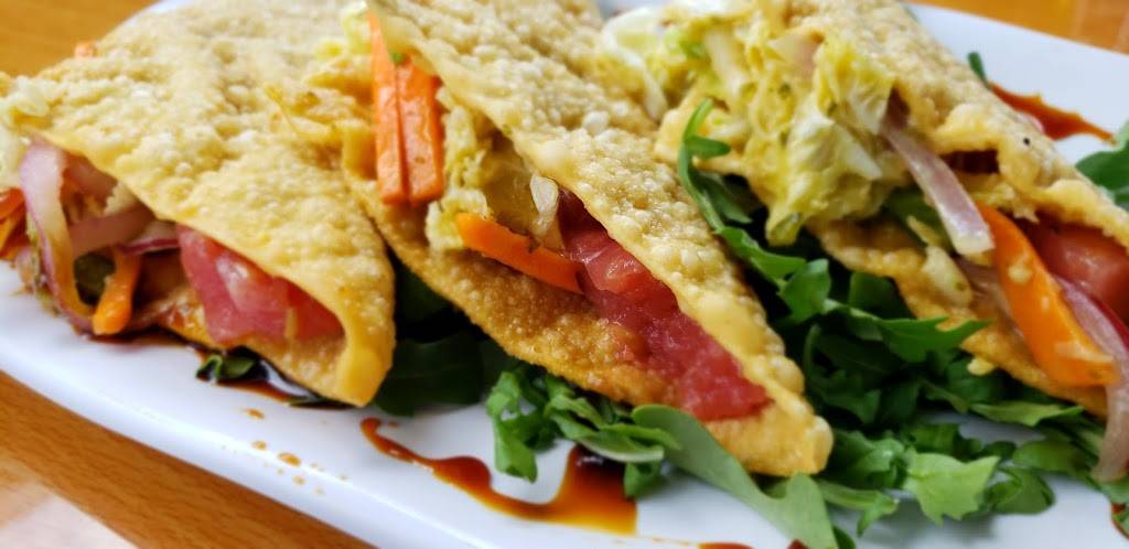 Bartletts Fish Camp | restaurant | 12 On the Lake, Michigan City, IN 46360, USA | 2198799544 OR +1 219-879-9544