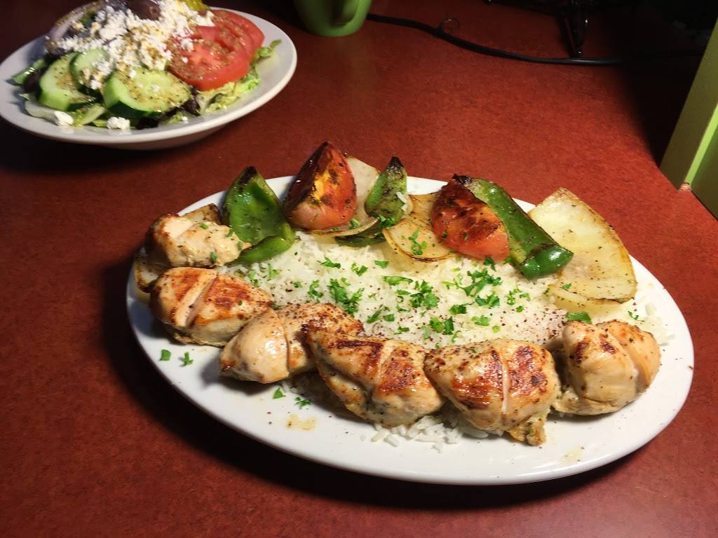 Mama Luccis | restaurant | 302 Industrial Ct SE, Leesburg, VA 20175, USA | 7037711789 OR +1 703-771-1789