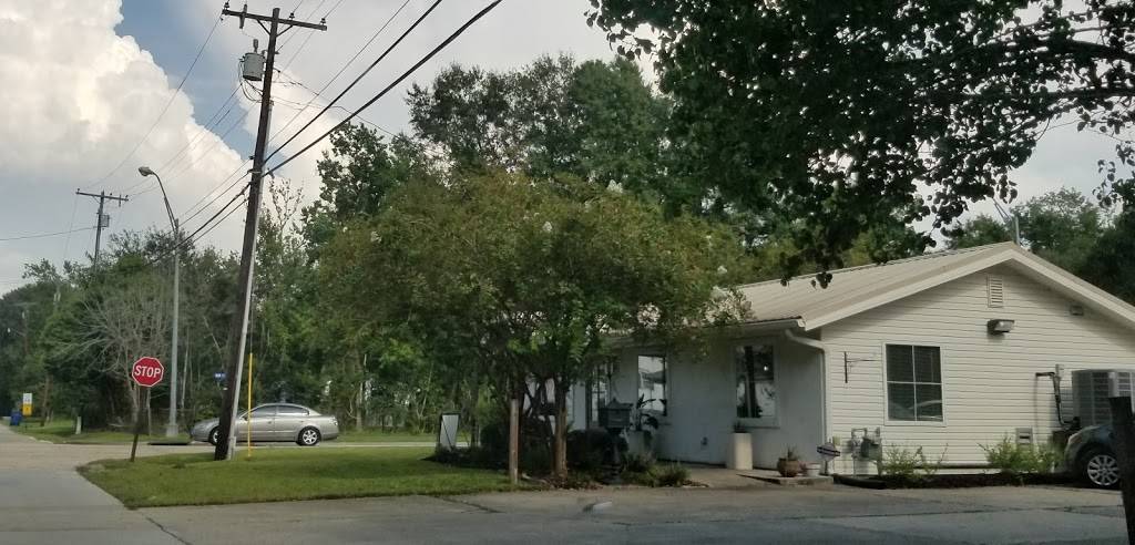 Celinas Soul Food Cafe | restaurant | 437 Cousin St, Slidell, LA 70458, USA | 9852149011 OR +1 985-214-9011