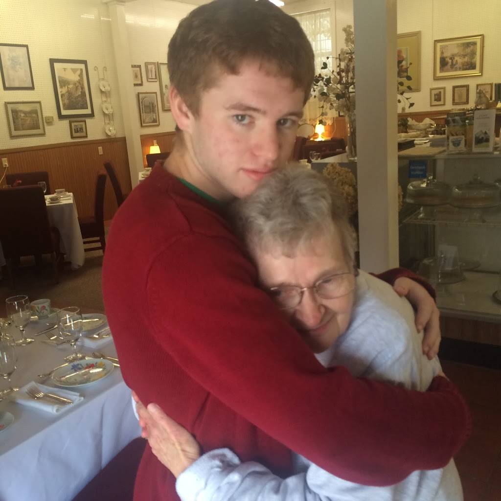 Tea On the Mountain | cafe | 178 Oak St, Tracy City, TN 37387, USA | 9315924832 OR +1 931-592-4832