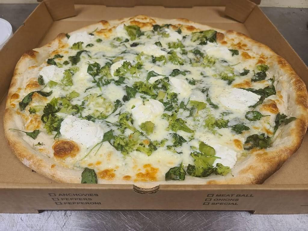 Brunos Pizzeria | restaurant | 13229 US-19, Hudson, FL 34667, USA | 7278574623 OR +1 727-857-4623