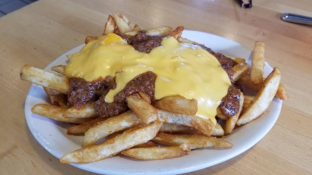 Lucas Coney Island | restaurant | 22689 Pontiac Trail, South Lyon, MI 48178, USA | 2484910045 OR +1 248-491-0045